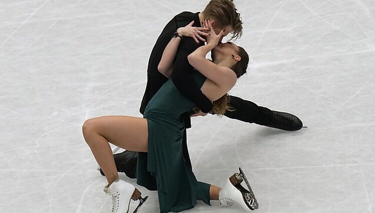 Pasaulio dailiojo čiuožimo Japonijos „Didysis prizas“. Šokiai ant ledo. Trumpoji programa. Dalyvauja Reed ir Ambrulevičius