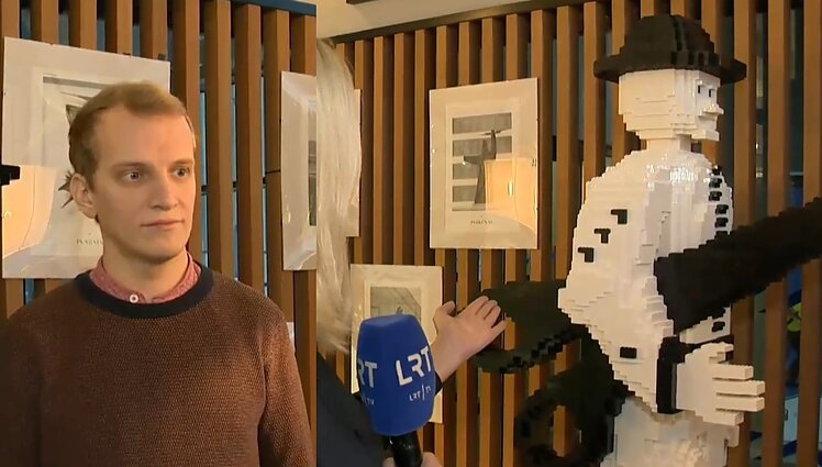 Iš 30 tūkst. „Lego“ kaladėlių Palangos Juzės skulptūrą sudėliojęs menininkas: sužaidė sentimentai