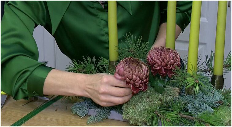 Išskirtinai atrodančių advento vainikų kompozicijos be perdėtos pompastikos: tiks dekoruoti bet kurią namų vietą