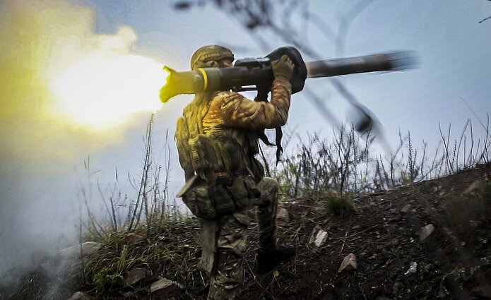 Savaitė. Istorikas: reikia keisti Vakarų nusistatymą, kad Ukraina gali kariauti, bet ne iki galo sėkmingai
