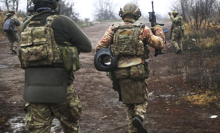 Kremliaus atstovų pažadai siekti taikos baigiasi su liežuviu: Ukraina ir toliau dengiasi nuo Rusijos raketų lietaus