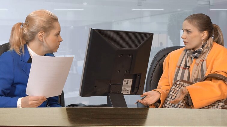 Dviračio žinios. Bankininkė klientei: už ką balsavote Seimo rinkimuose?