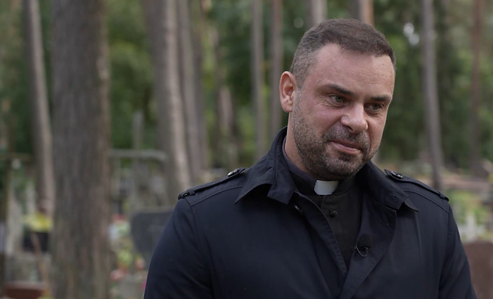 Kun. Vaidas Vaišvilas: tik mirties patale mama susitaikė su tuo, kad aš kunigas