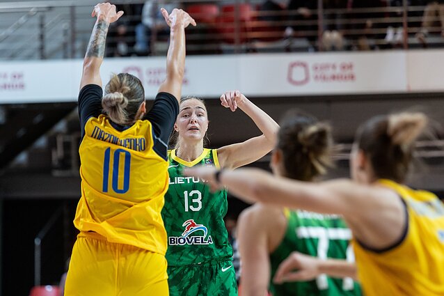 Gintarė Petronytė Gintarė Petronytė