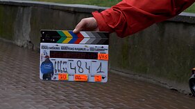 Šiauliai virto didžiule kino studija. Mieste filmuojamos „Pietinia kronikas“ pagal Rimanto Kmitos romaną. Šiauliai virto didžiule kino studija. Mieste filmuojamos „Pietinia kronikas“ pagal Rimanto Kmitos romaną.