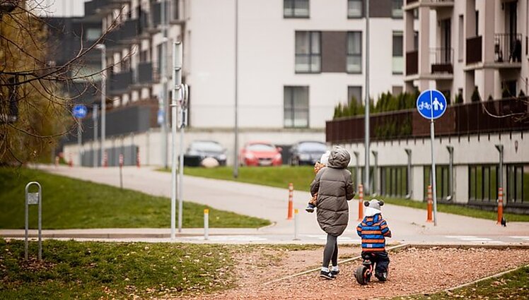 Labas rytas, Lietuva I d. Meteorologas: vienas labiausiai apsiniaukusių miestų – Vilnius, daugiausia saulės – Nidoje
