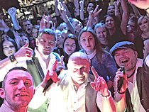 Grupės „16 Hz“ gastrolių akimirka Grupės „16 Hz“ gastrolių akimirka