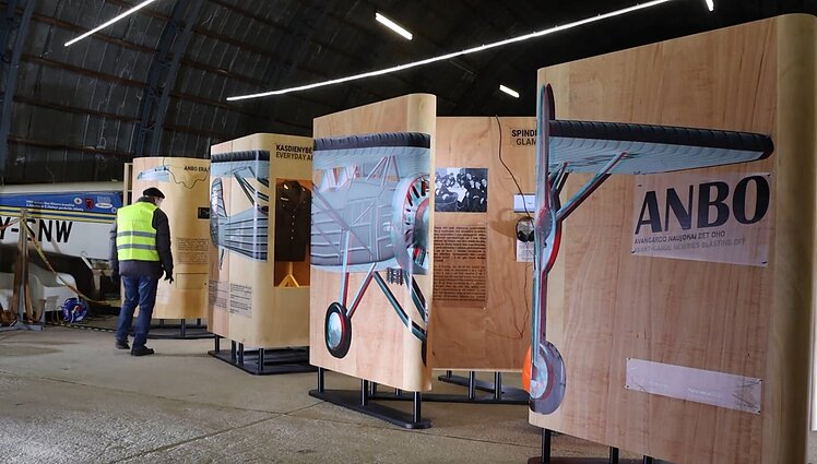 Kultūros diena. Šiaulių knygų mugės tendencijos, ANBO fenomenas ir premjera Juozo Miltinio dramos teatre