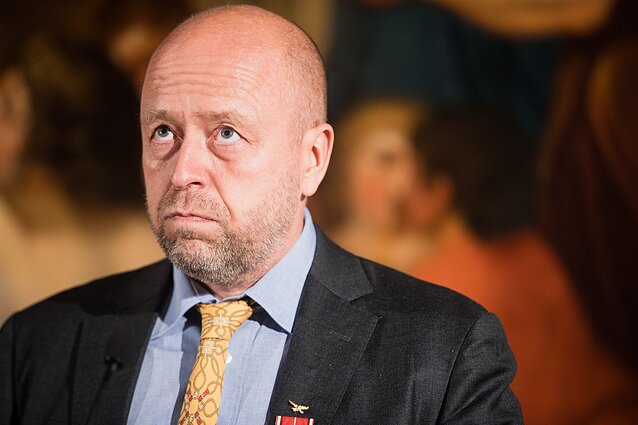 Jono Karolio Chodkevičiaus Aukso medalio už Valstybės stiprinimo veiklą“ įteikimo ceremonija Chodkevičių rūmuose. Jonas Ohmanas Jono Karolio Chodkevičiaus Aukso medalio už Valstybės stiprinimo veiklą“ įteikimo ceremonija Chodkevičių rūmuose. Jonas Ohmanas