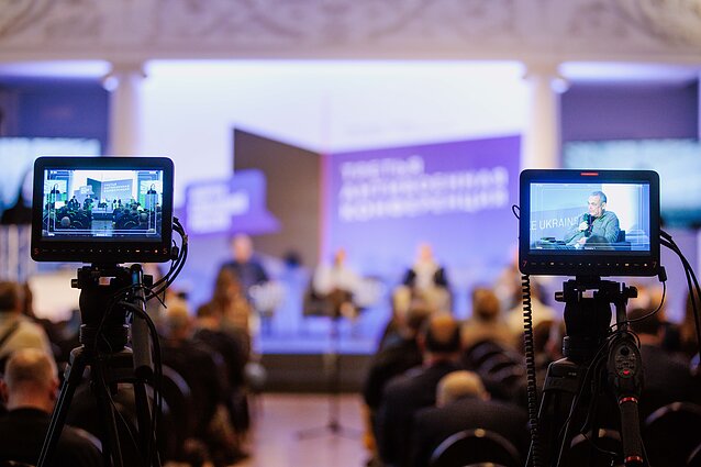 III Антивоенная конференция в Вильнюсе III Антивоенная конференция в Вильнюсе