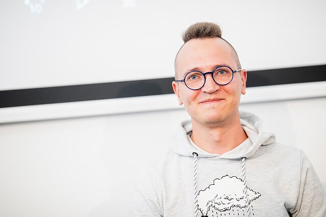 Labas rytas, Lietuva I d. Rašytojas Tomas Dirgėla kviečia į pirmąją „stand-up“ komediją vaikams ir tėvams