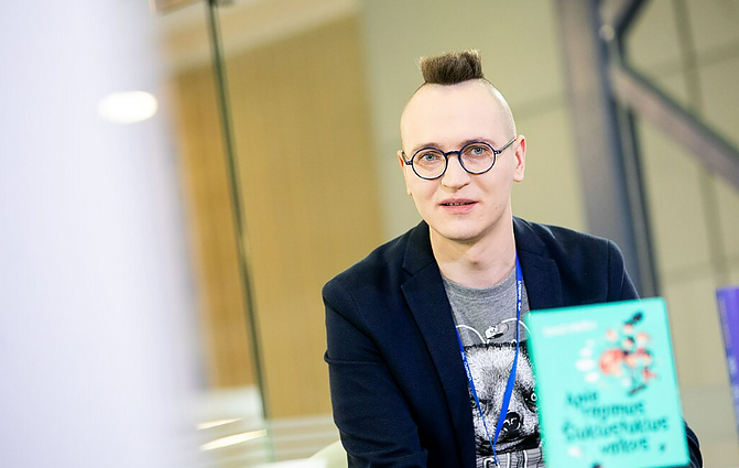 „Stand-up“ pasirodymą vaikams ir tėvams rengiantis Dirgėla: bandysiu įtikinti, kad jei vaikas nemėgsta skaityti – nieko blogo