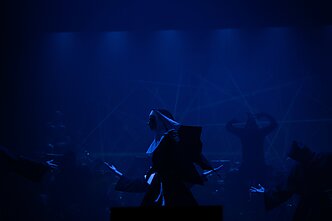 Aleksandro Špilevojaus pastatytas spektaklis „Sala, kurios nėra“
