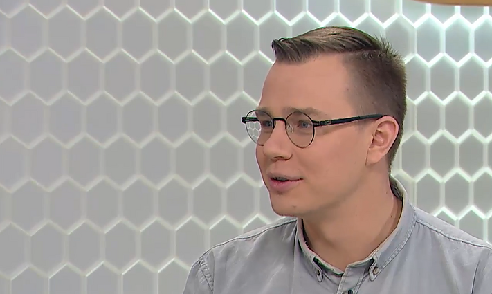 Komantatorius Jakelis: svarbias rungtynes mėgstu žiūrėti namuose su ausinėmis – taip nieko nepraleidžiu