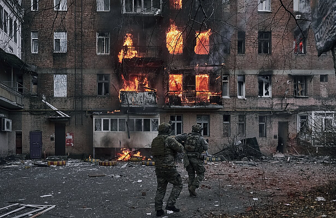 Savaitė. Generatoriai, akumuliatoriai ir šildytuvai – ginklas prieš energetikos terorą Ukrainoje, kur milijonai kenčia šaltį ir tamsą