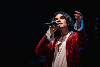 Roko Yan koncerto akimirka