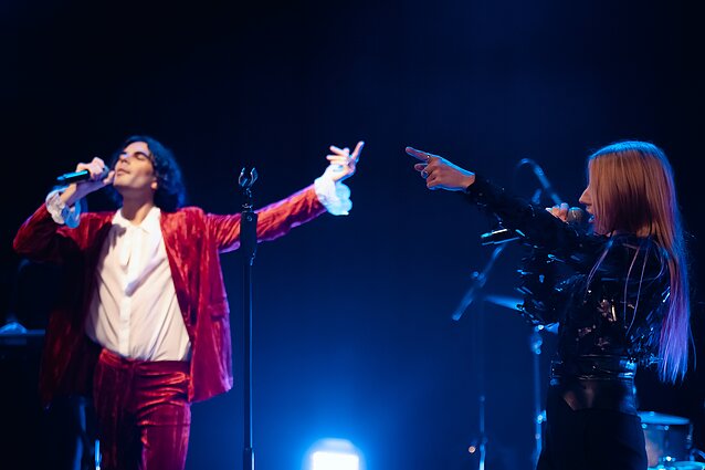 Rokas Yan ir Jessica Shy