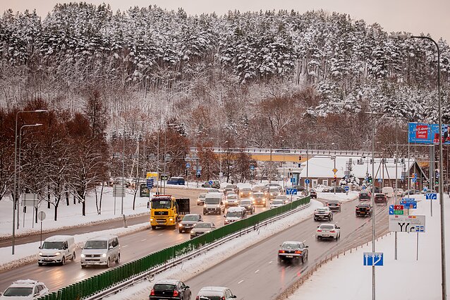 Eismas Vilniuje žiemos metu Eismas Vilniuje žiemos metu