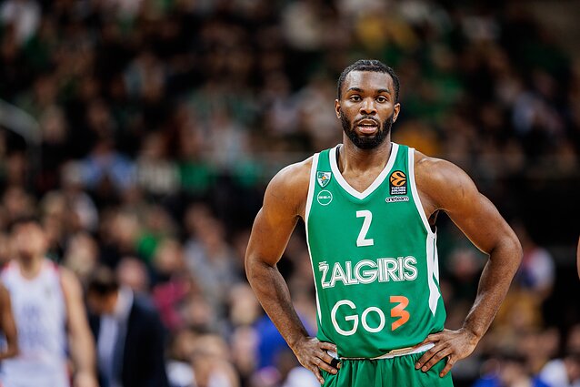 Eurolyga per LRT. Atkakli „Žalgirio“ kova priblėso: per pirmą kėlinį sukauptas pranašumas ištirpo iki vieno taško