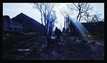 Kadras iš filmo „Mariupolis 2“