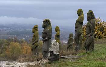 Polovcų moterų skulptūros, datuojamos 9-13 a. 