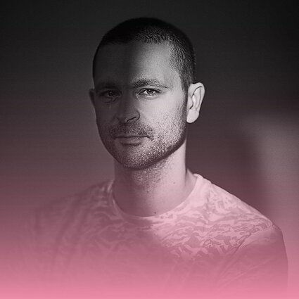 Tai tiek. Kaip reklamos Kalėdas sukūrė. Pokalbis su agentūros „Sons & Daughters“ kūrybos vadovu Arnu Aukštikalniu