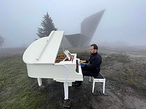 Pianistas Darius Mažintas Iziume