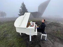Pianistas Darius Mažintas Iziume