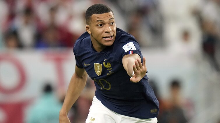 Ryto klausimas. Kokiame klube žaidžia futbolininkas Kylianas Mbappe?