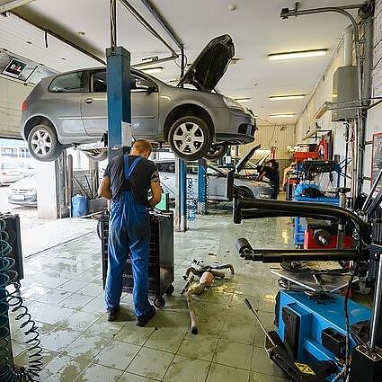 Verslo laikas. Taršos problemos autoservisuose