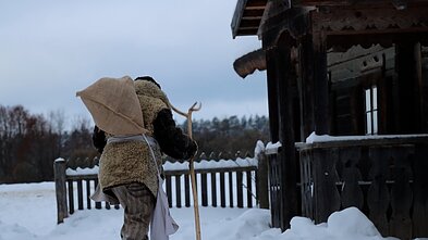 Lietuvos liaudies buities muziejaus darbuotojai pasakoja apie šv. Kūčių tradicijas