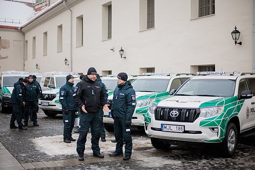 Nauji policijos tarnybiniai automobiliai