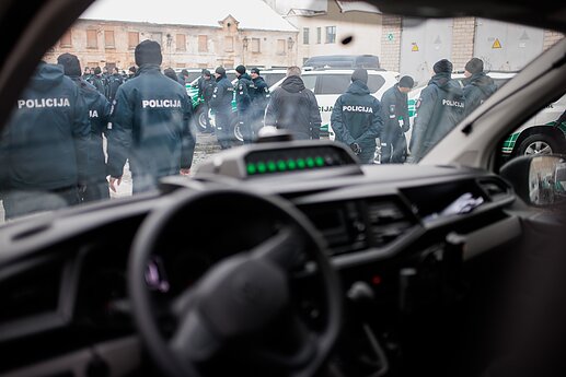 Nauji policijos tarnybiniai automobiliai