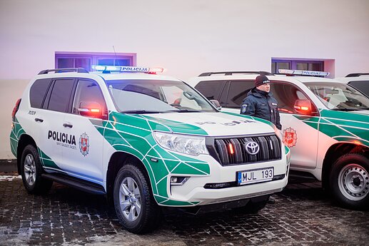 Nauji policijos tarnybiniai automobiliai