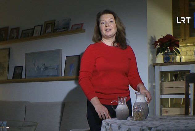  Renata Ničajienė gamina aguonpienį