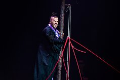 Roko operos „Jūratę ir Kastytis“ akimirka - Tadas Juodsnukis Roko operos „Jūratę ir Kastytis“ akimirka - Tadas Juodsnukis