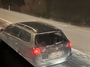 Pūgos paslėptas automobilio valstybinis numeris Pūgos paslėptas automobilio valstybinis numeris