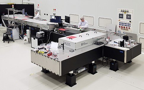 Lietuvių sukurta lazerinė sistema SYLOS Vengrijos ELI-ALPS laboratorijoje Szegede Lietuvių sukurta lazerinė sistema SYLOS Vengrijos ELI-ALPS laboratorijoje Szegede
