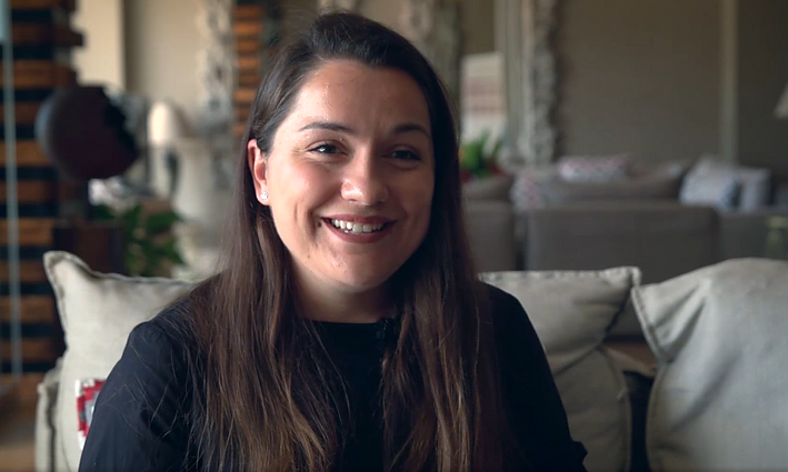 Gyvenimo kelione kraustymąsi į Korfu salą kartu su augintiniu triušiu vadinanti Vaiva Liusija atvira: jos širdis skilusi ir dabar jau niekada nebebus vienų namų