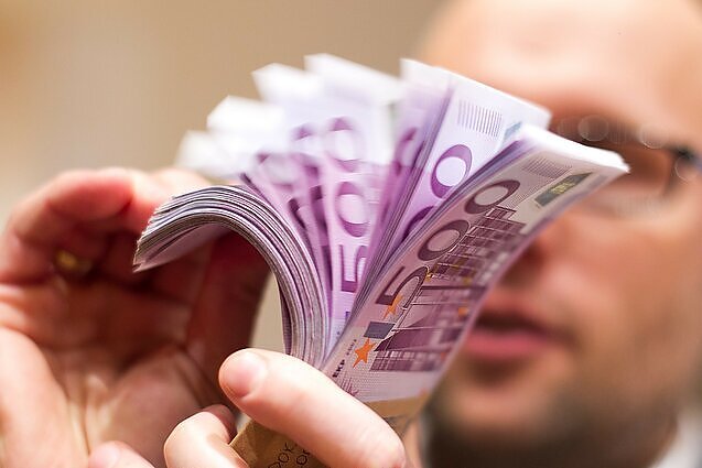 Žinios. Pasak LB vadovo, komerciniai bankai turėtų sparčiau didinti terminuotų indėlių palūkanas