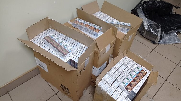 Druskininkų pasieniečiai sulaikė Nemunu iš Baltarusijos atitemptą cigarečių kontrabandą – 1800 pakelių cigarečių