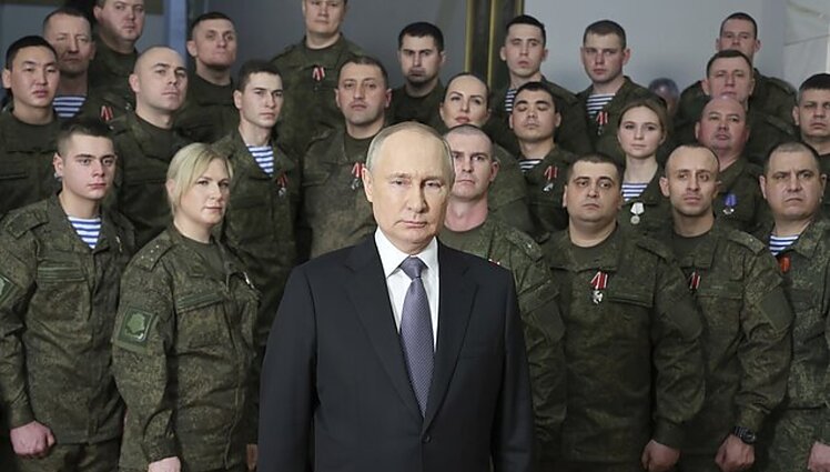 Dienos tema. Antanaitis: iš pradžių prieš Ukrainą kariavo Rusijos kariai, dabar kariauja Rusijos civiliai