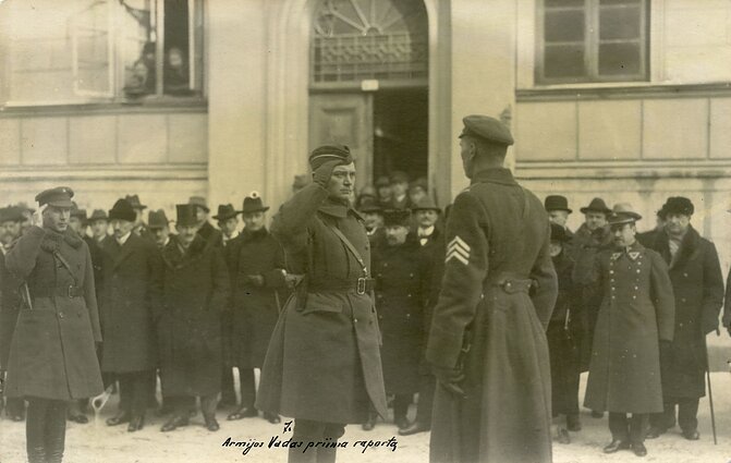 Savanorių armijos paradas. Klaipėda, 1923 m. vasario 20 d. Savanorių armijos paradas. Klaipėda, 1923 m. vasario 20 d.