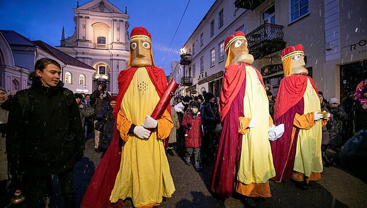 Šiandien – Trijų Karalių šventė: su kokiomis dovanomis atkeliavo išminčiai Kasparas, Merkelis ir Baltazaras?