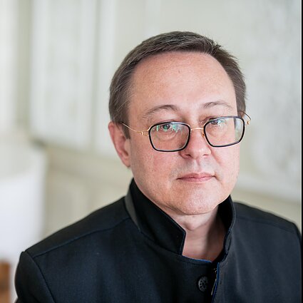 Ryto allegro. Poetas Gintaras Grajauskas: menas ir kultūra Rusijoje beviltiškai pralaimi
