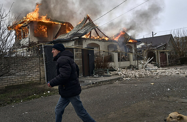 Nepaisant Rusijos pažadų dėl paliaubų per stačiatikių Kalėdas, apšaudyti Ukrainos miestai