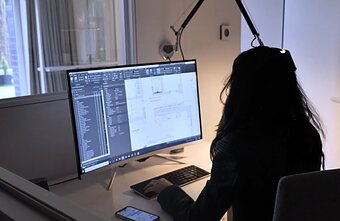 Už miegamojo esantis darbo kambarėlis Už miegamojo esantis darbo kambarėlis