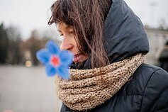 Flowers for Lithuanian and Ukrainian independence dot Vilnius park – in photos