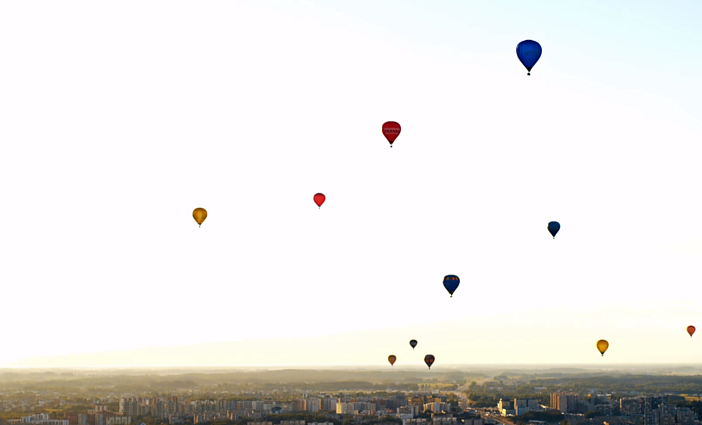 Lietuvos sostinė visus metus triukšmingai švęs 700-ąjį gimtadienį.