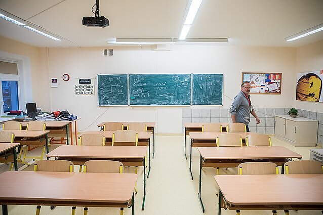 Trūksta specialiųjų pedagogų: net ir apie šimtą specialistų per metus paruošiančios aukštosios mokyklos poreikio nepatenkins